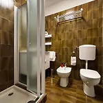 Riva&lago - Larihome A90 Apartamento *