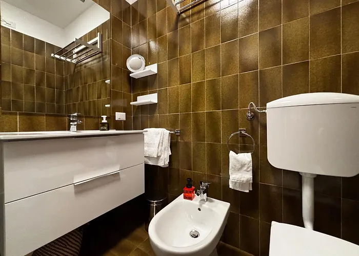 Riva&lago - Larihome A90 * グラヴェドーナ