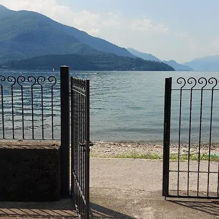 Riva&lago - Larihome A90 Apartment