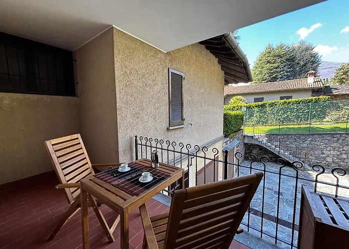 Apartamento Riva&lago - Larihome A90 *